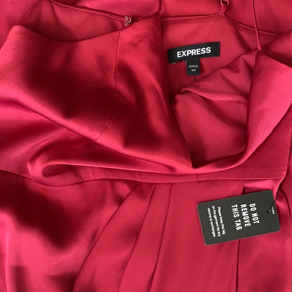 Red satin Express dress - Picture 2 of 2